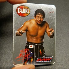 TAJIRI #31 ARGENTO Tesla Lamincards WWE SMACKDOWN FLUO 2004