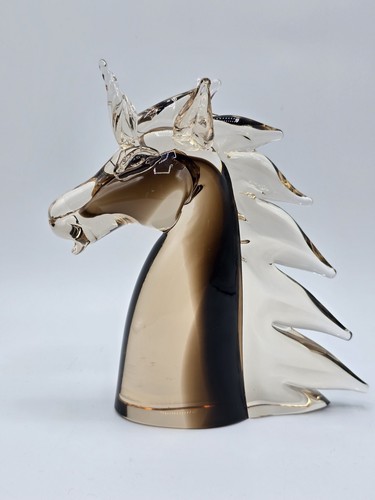 Scultura testa fantasia