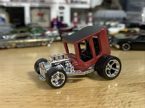 Hot wheels uncertain ford - hot, t