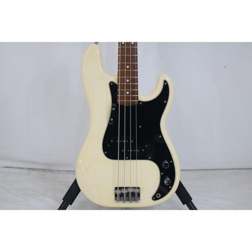 Fender japan pb70 - fender, basso