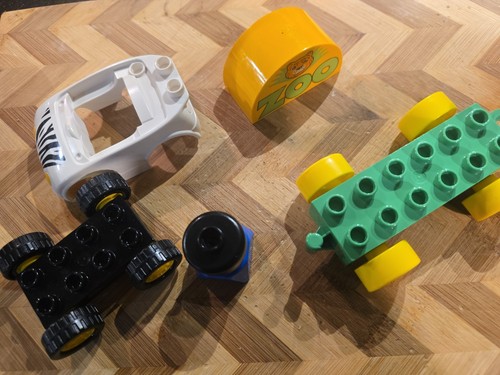Lego duplo vehicles zoo - lego,