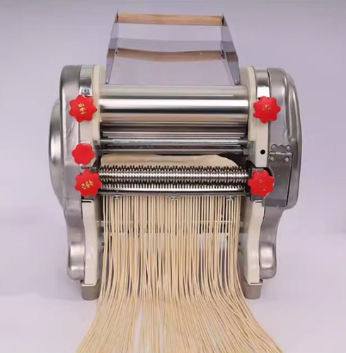 Macchina per pasta elettrica