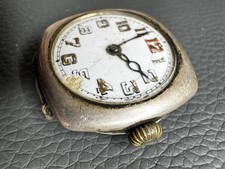Antico orologio trincea