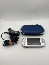 Sony PSP 3004 Slim & Lite