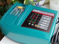 MAKITA DC24SC 18V LXT 14,4V. 18V. CARICABATTERIE 24V NI-MH e Li-ION RAFFREDDATO AD ARIA