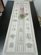 RUNNER COUSINE  IN GOBELIN 