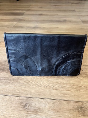 Vintage woman black - woman’s,