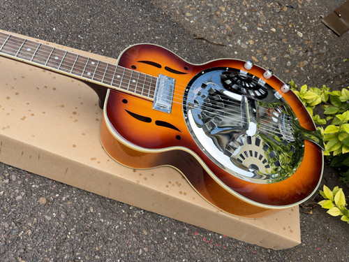 Tasti sunburst hollow body - tasti,