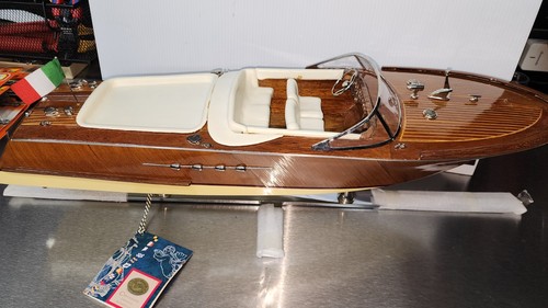 Authentic models wood model - models,