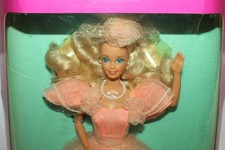 NUOVO Barbie PEACH BLOSSOM