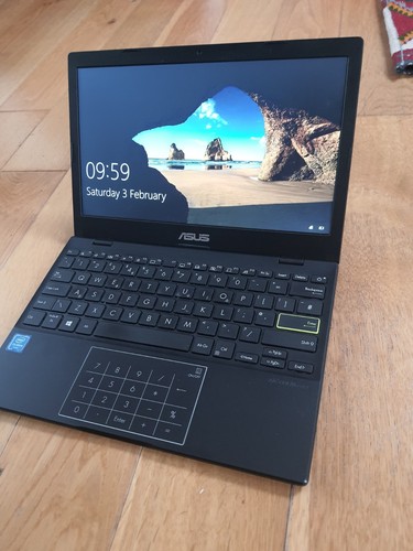 Portatile asus e210ma - portatile,