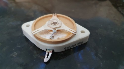 Condensatore ceramico - condensatore,