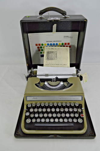 Macchina scrivere olivetti - da,