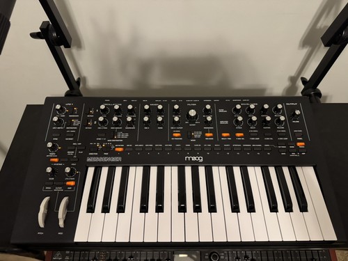 Moog messenger - moog,