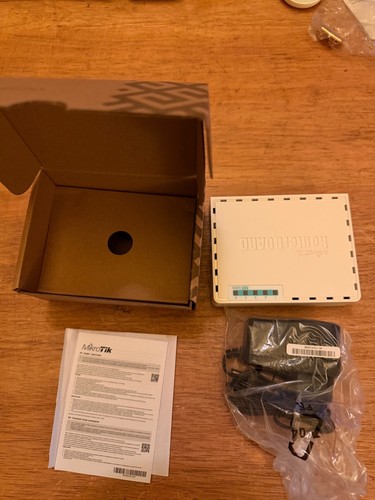Mikrotik rb750gr3 router - mikrotik,
