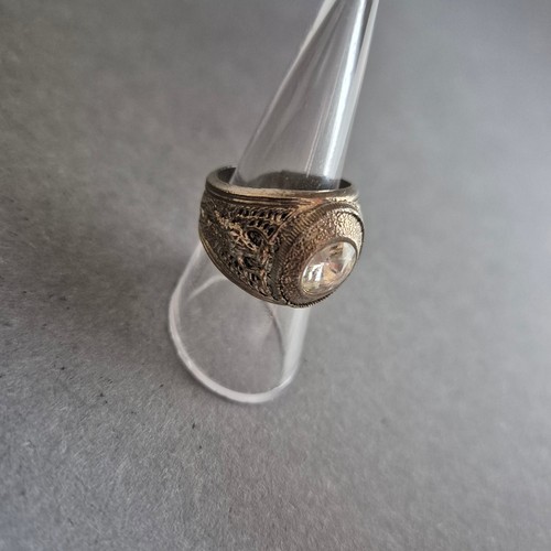 Anello antico con pietra - , di