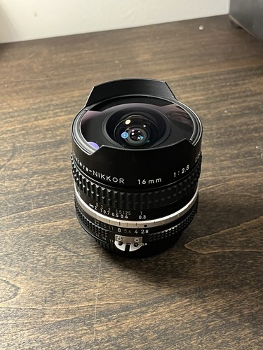 Nikon nikkor ais 2 - ais, f/2.8