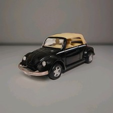 Volkswagen Maggiolone Cabrio 1303 1972 scala 1.36 marca MAISTO