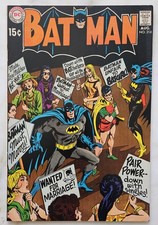10)  BATMAN # 214 - DC COMICS