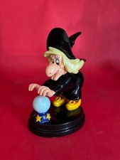 STREGA NOCCIOLA PERSONAGGIO