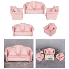 Adorabile Dollhouse di Legno
