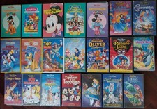 Lotto 21 VIDEOCASSETTE VHS WALT DISNEY CLASSICI Topolino Pippo Pluto Sirenetta..