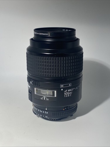 Nikon nikkor 105mm - 105mm, f2.8