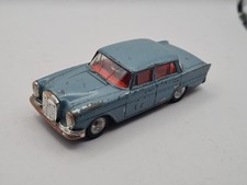 Gama 1:47 Mercedes 220S usata in ottime condizioni, solo modello hobbista