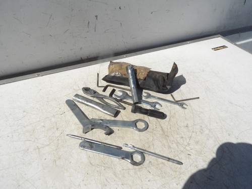 Kit attrezzi suzuki 500 - attrezzi,