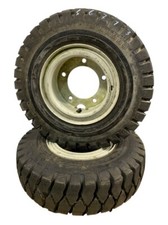 2 Pneumatici per carrelli