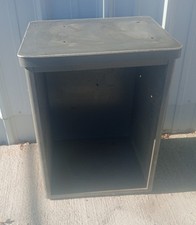Mobiletto vintage MCM acciaio