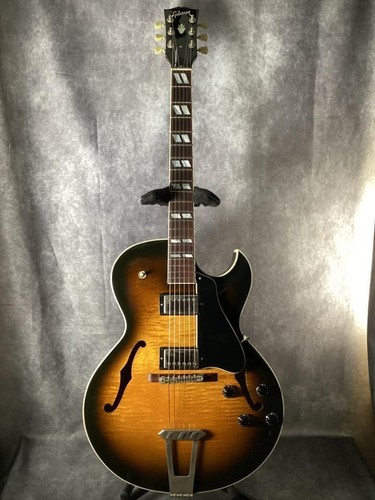 Gibson 175 sunburst - made, in