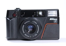 Nikon L35 AF2 da 2.8/35mm, con