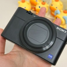 Sony Cyber-shot RX100 V M5