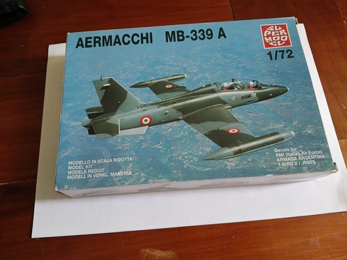 Supermodel aermacchi 339a - supermodel, mb