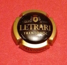 AA4  - Letrari Trento Capsula  Spumante Champagne