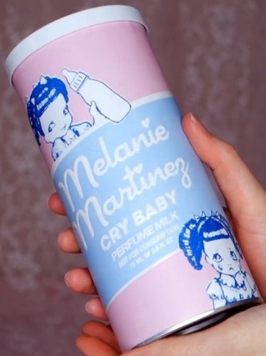 Melanie martinez cry - cry, baby