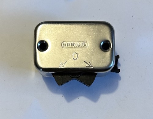 Devio frecce aprilia per - per, moto