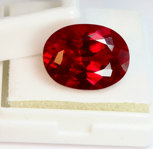 Naturale rosso rubino ct - 5.80,