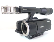 Videocamera Sony NEX-VG30 Full HD con obiettivo intercambiabile nera con acce...