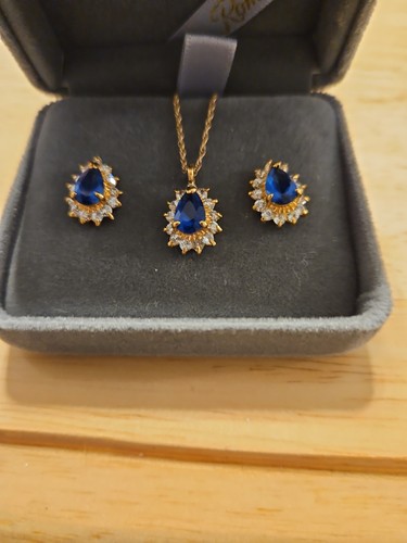 Set orecchini donna pendenti - , e