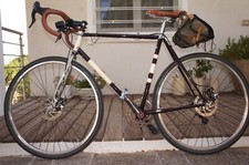 Bicicletta gravel telaio artigianale acciaio maestro Carla' 