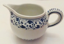 Deruta Italy Lattiera in