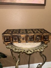 Antico set di sei cassetti