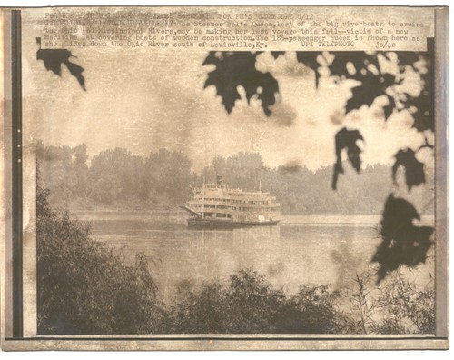 Historic river steam boat - historic,