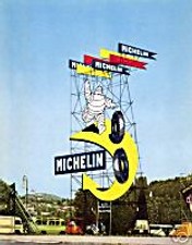 MICHELIN-pneumatici-auto-moto-fotomontaggio-bibendum.