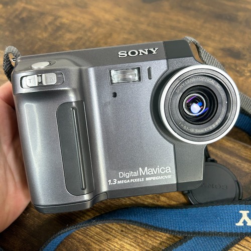 Fotocamera digitale sony - fotocamera,