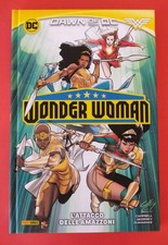 Wonder Woman L'attacco delle Amazzoni DC Volume Panini Comics