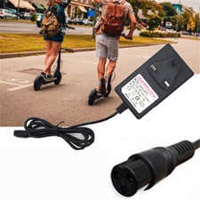 Caricabatteria 24V spina UK