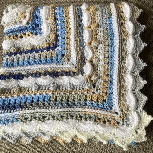 Handmadebyavril coperta - ✨handmadebyavril,